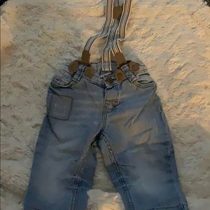 H and M jeans with suspenders